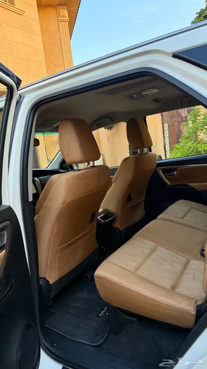 تويوتا فورتشنر موديل 2022 VX 6 19