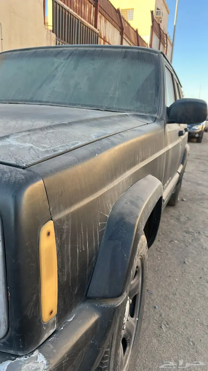 جيب شيروكي قطع غيار 2