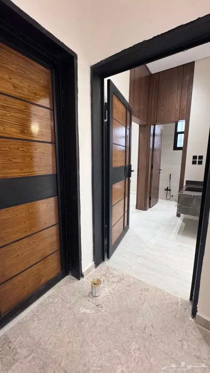 للبيع شقق ارضيه مداخل مستقله وعلوى مع سطح المحاله ابها 23