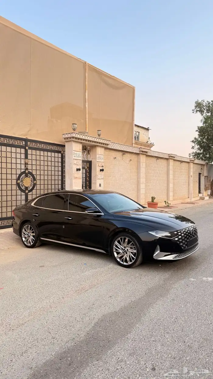 هونداي ازيرا 2020 ( بنزين) v6 فل كامل بانوراما 2