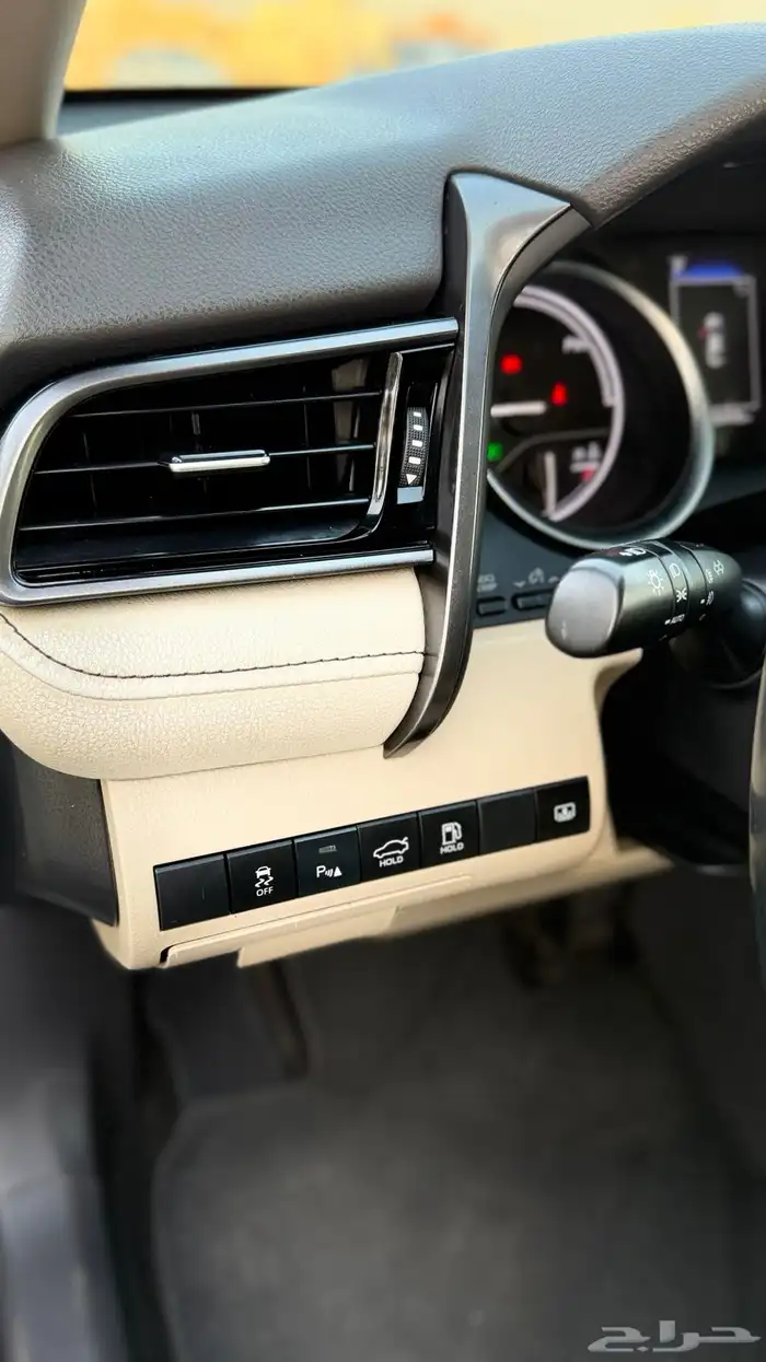 كامري فل كامل هايبرد سعودي 13