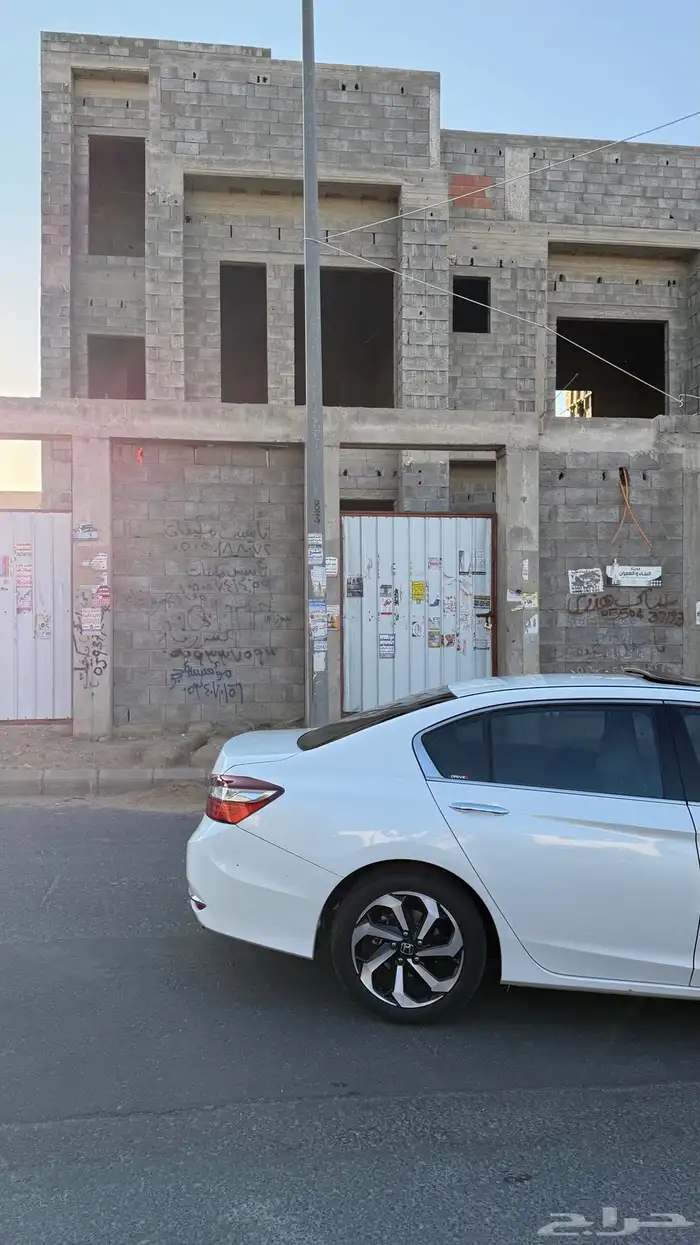 اكورد للبيع 4