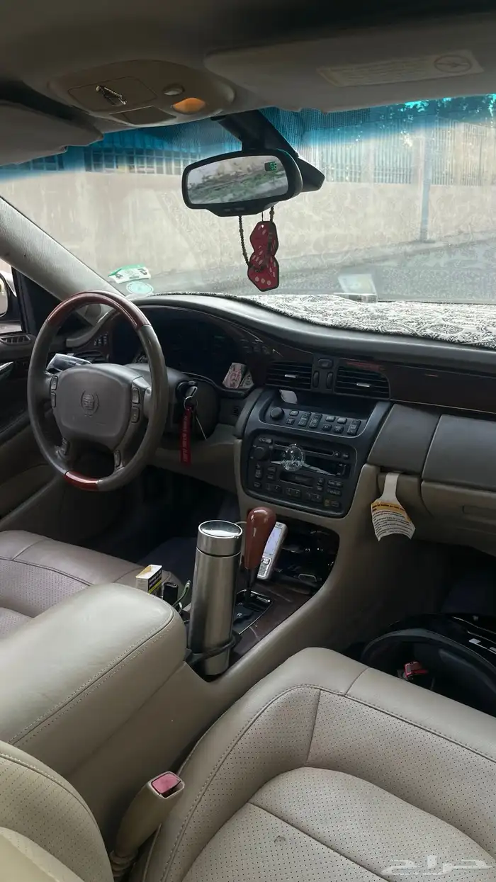 كاديلاك ديفيل DTS 7