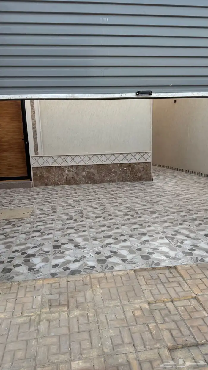 للايجار دور ارضي بالدار البيضاء 0