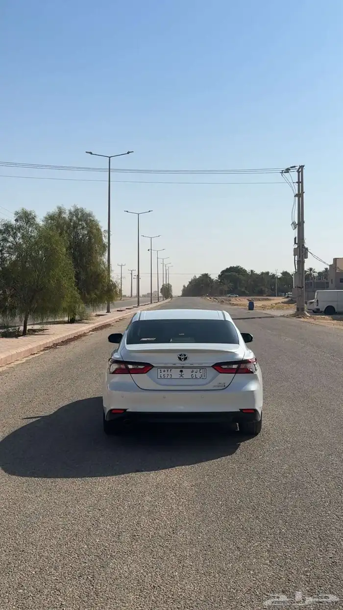 كامري فل كامل هايبرد للبيع 9