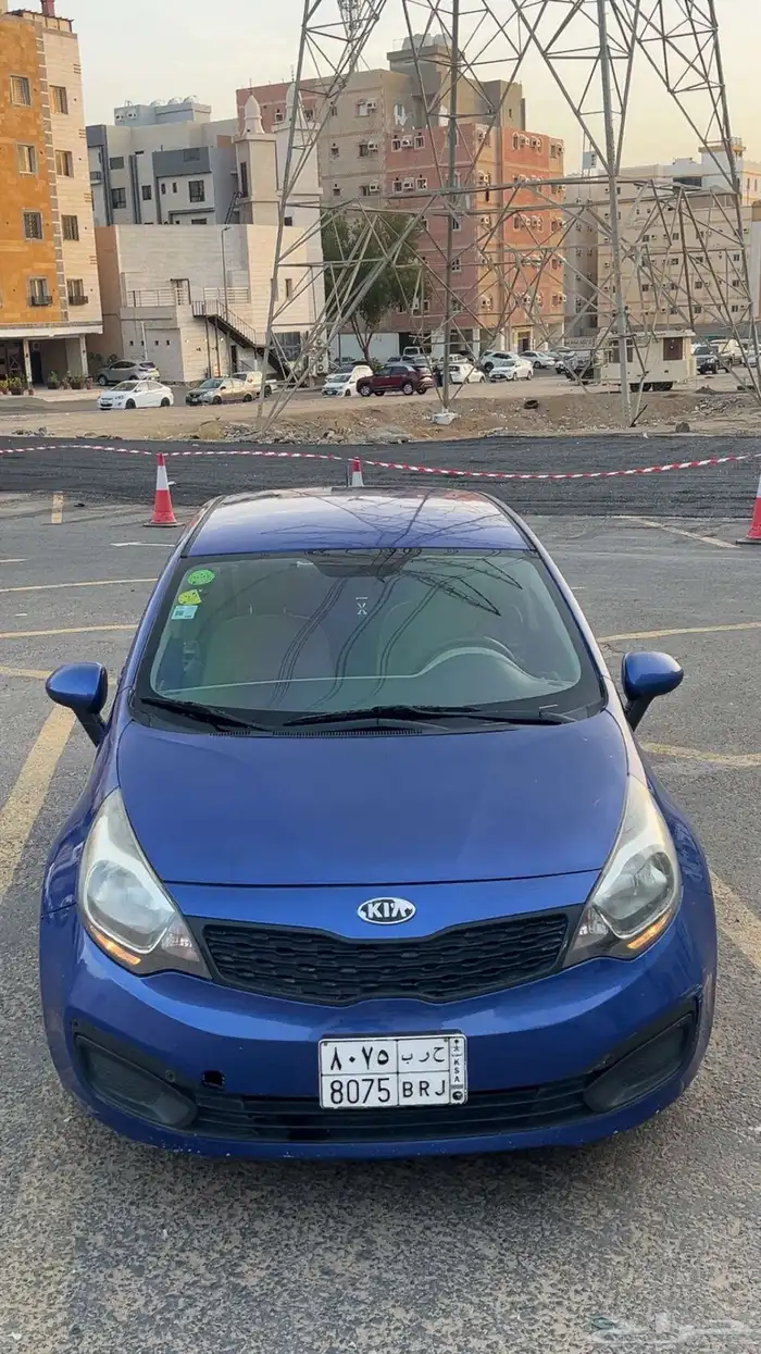 كيا ريو 2014 نص فل عالشرط 0