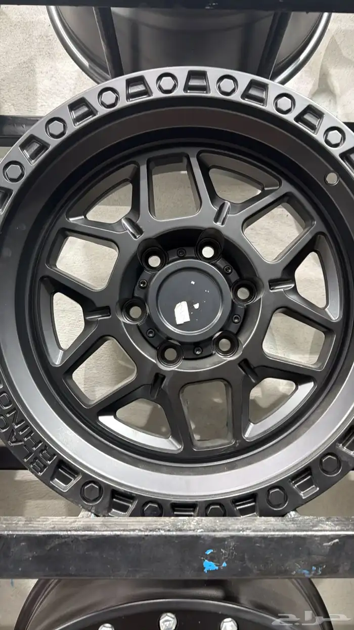 جنوط افرود فور باي فور بأشكال متميزة 3