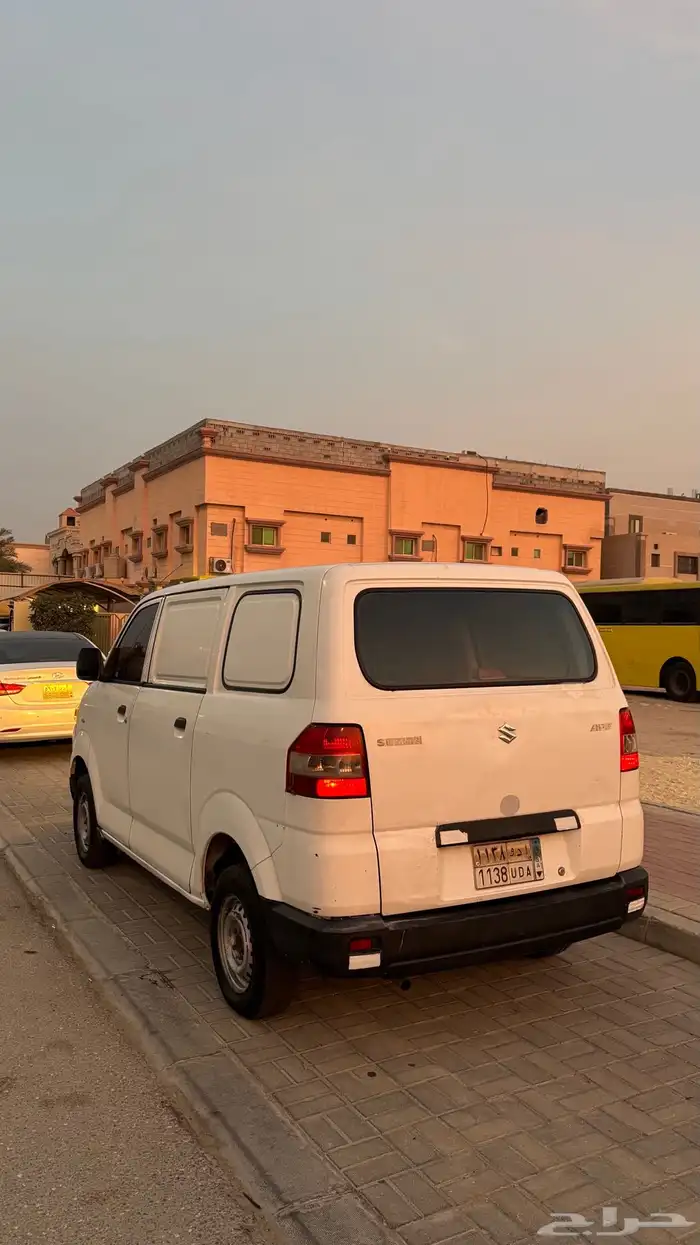 سزوكي فان APV 2009 1