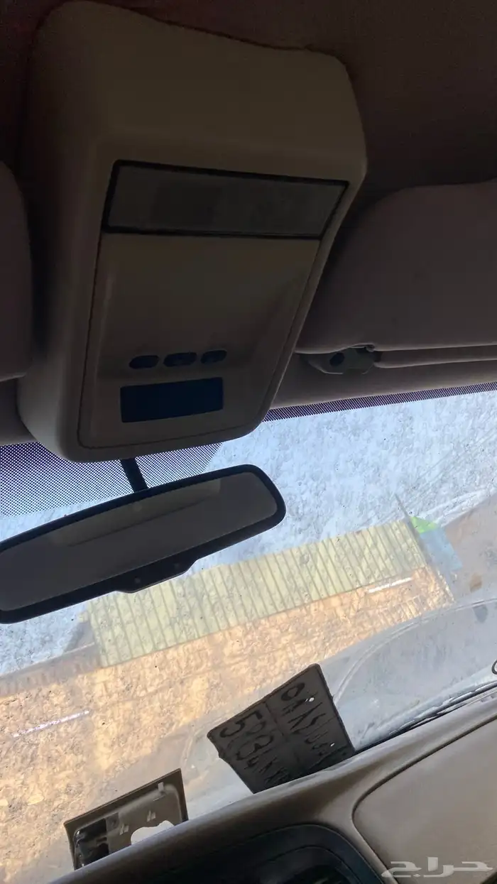 يوجد لدي قطع فورد فكتوريا 48