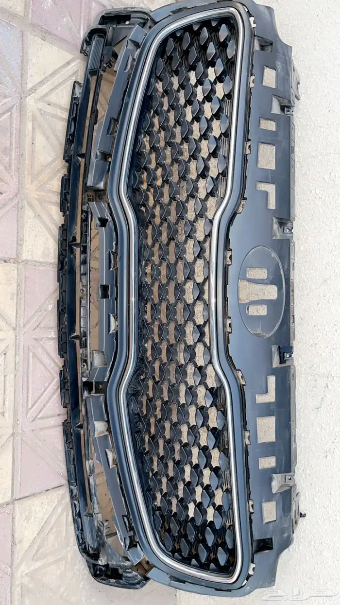 شبك امامي كيا سوبر تاج من 2015 إلى 2020 أصلي وكالة 3