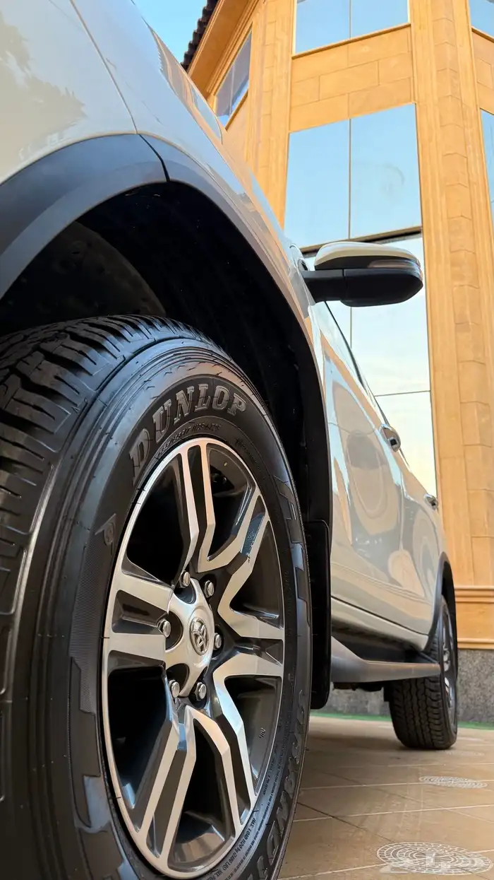 تويوتا فورتشنر موديل 2022 VX 6 3