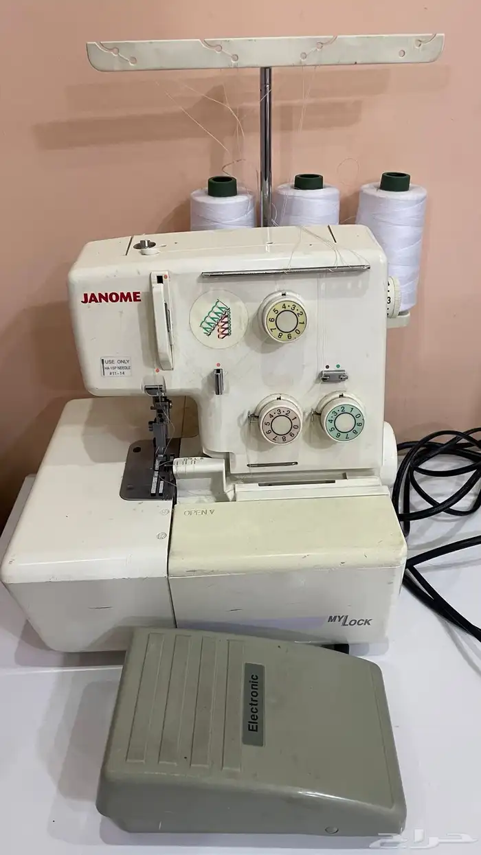 ماكينة سرفله ( جانومي) استخدام نظيف 0