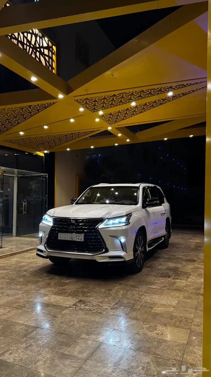 لكزس 2021 فل كامل عبداللطيف جميل 10