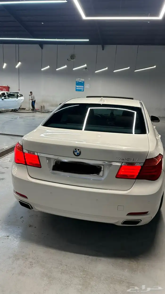 بي ام الفئة السابعة 2014 6