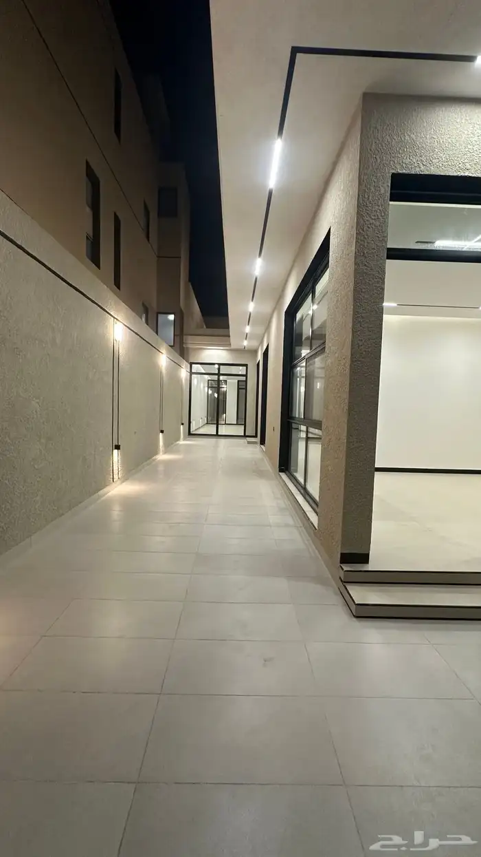 للبيع فيلا حي اشبيلية 2