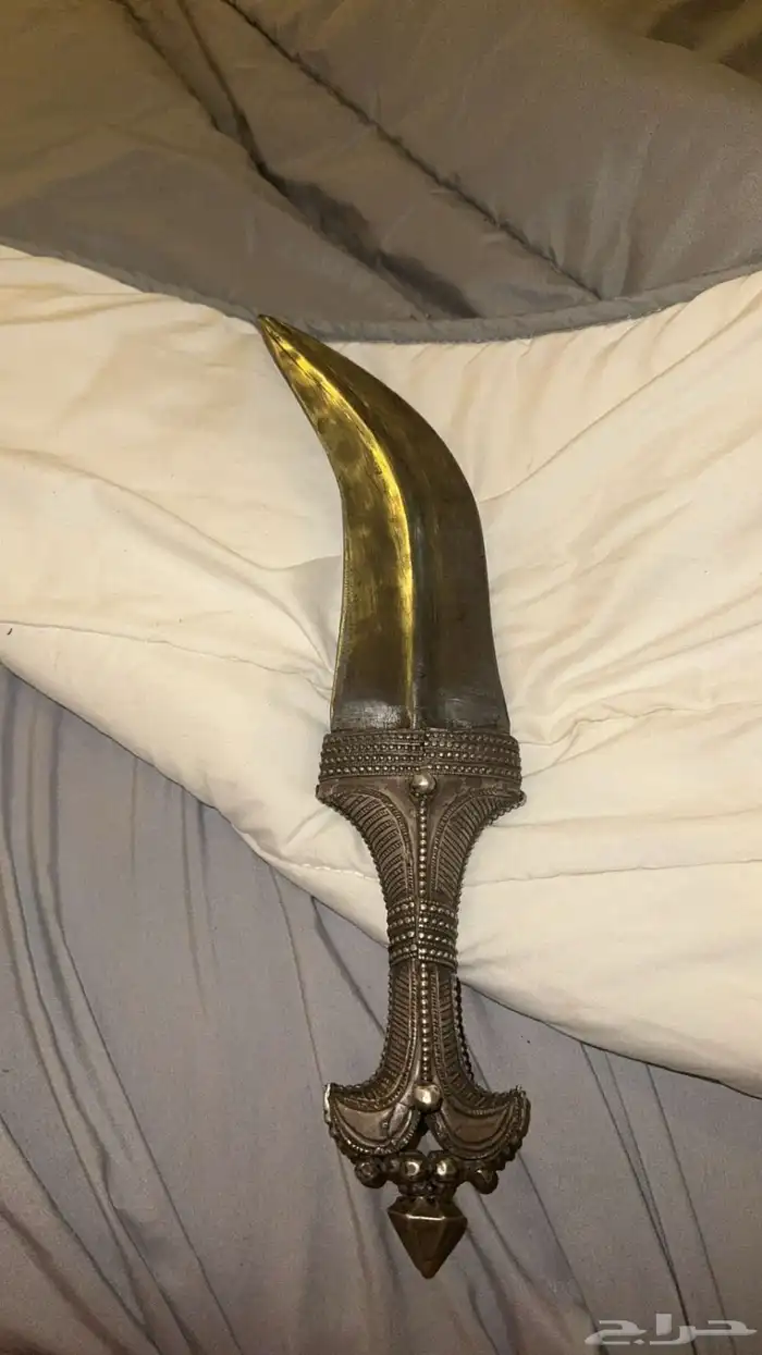 جنبيه زبيدي  أو احيانا تسمى جنبيه صنعانيه قديمه 1