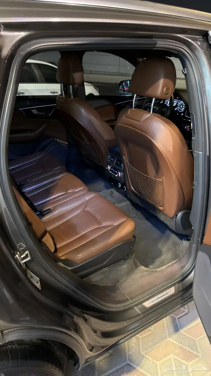 للبيع Audi Q7 موديل 2018 9