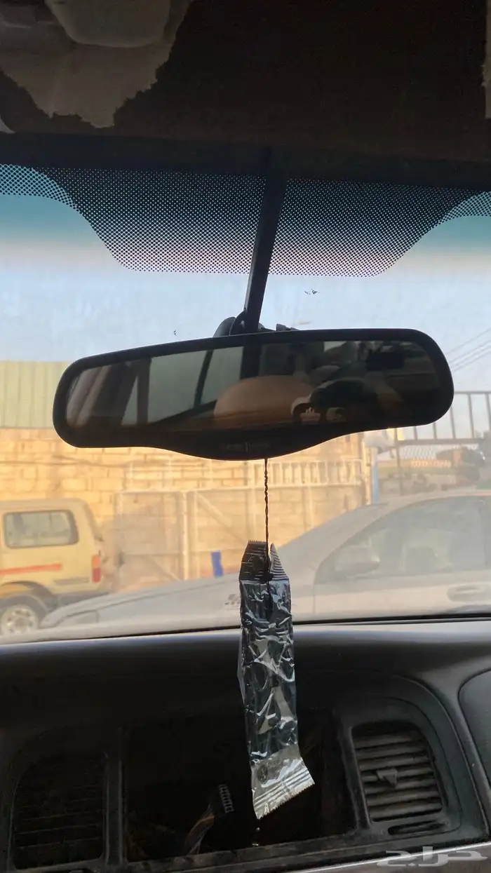 يوجد لدي قطع فورد فكتوريا 24