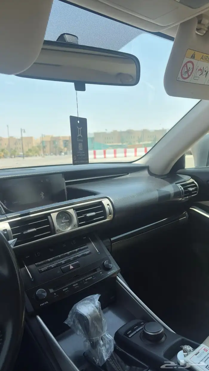 لكزس is 250 2014 للبيع او للبدل 7