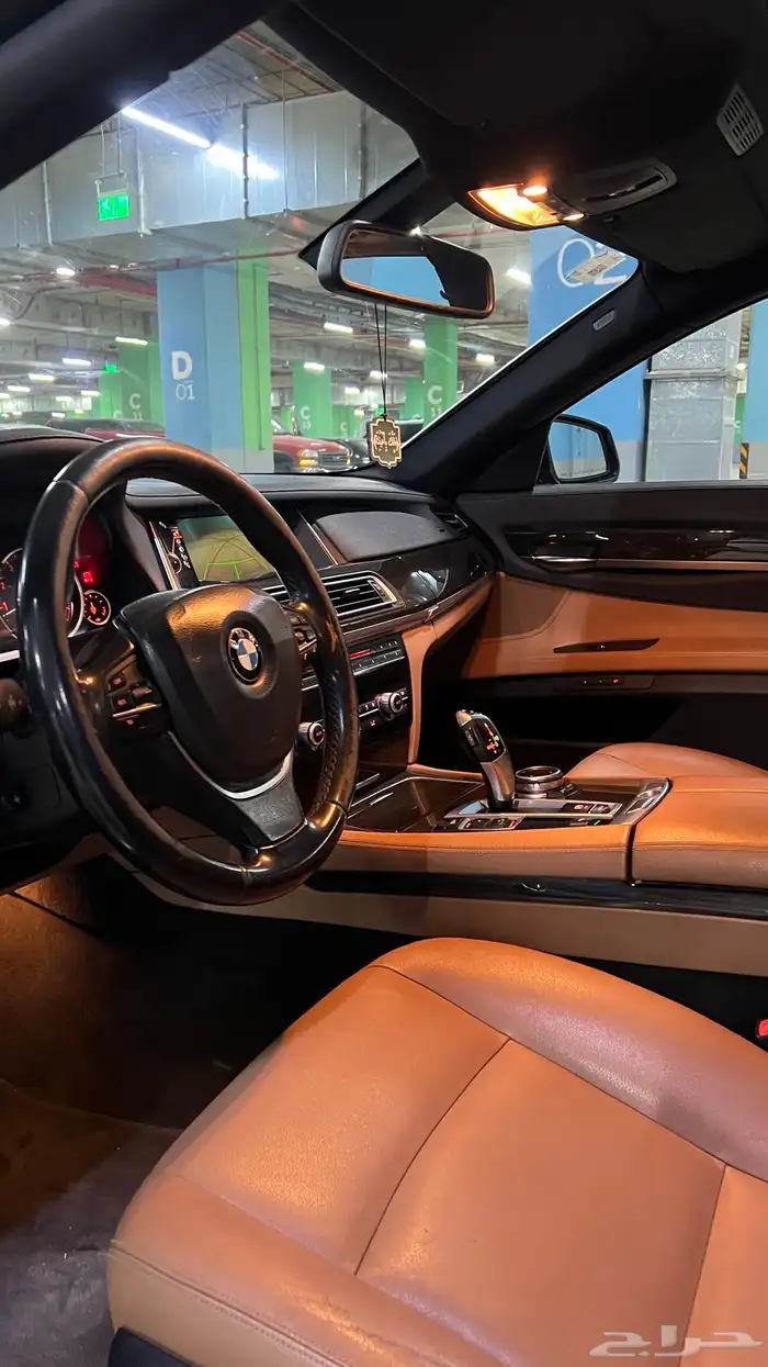 BMW 730il - 2015 ممشى (187الف) نظيف جدا للمستخدم 21