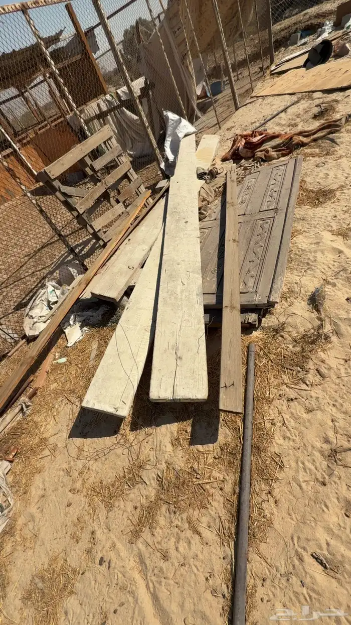 شبوك ومواصير وخشب للبيع 2