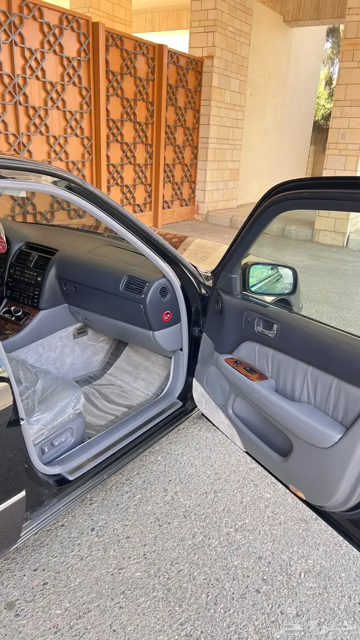 لكزس 400 مخزن 21