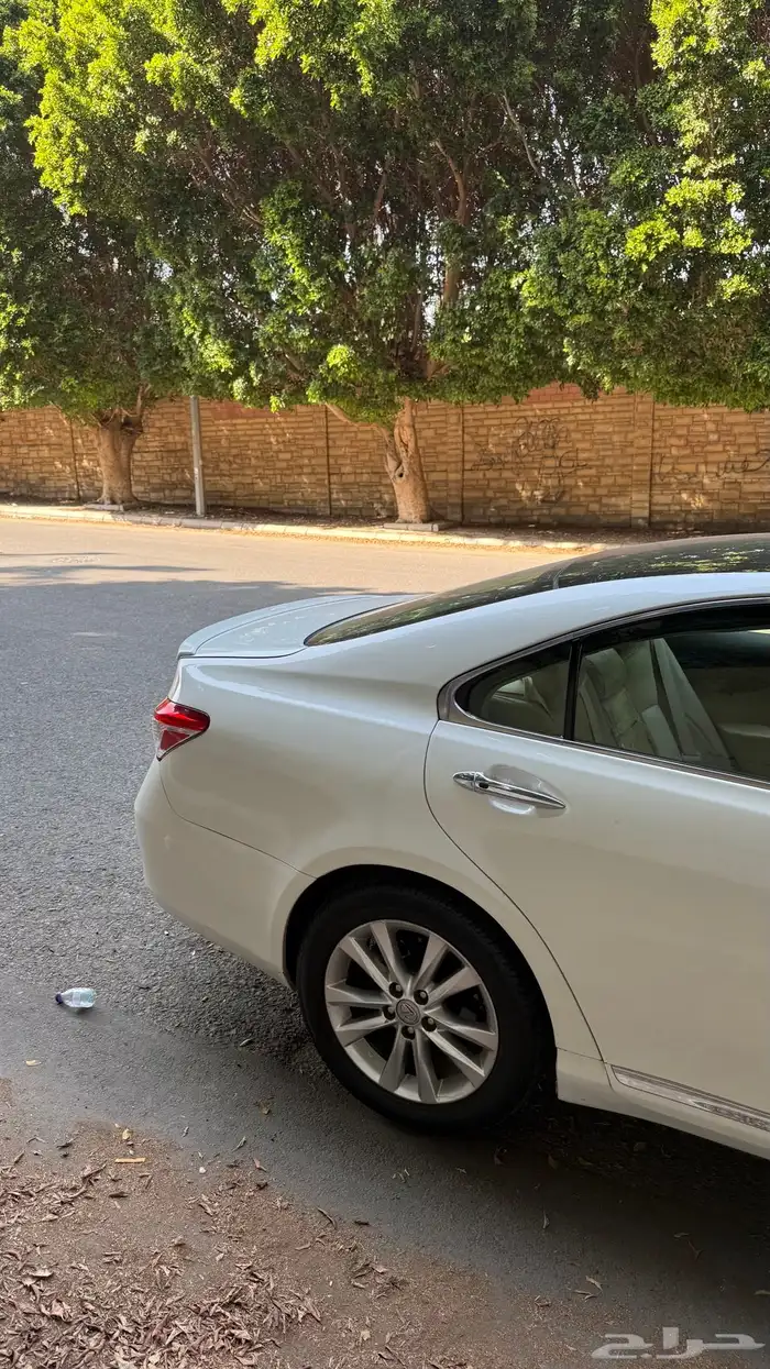 لكزس ES -350- 2012 8