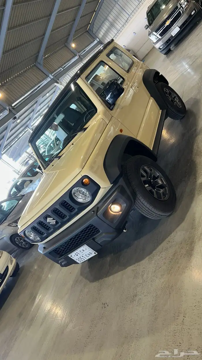 جيب سوزوكي جمني 2025 4