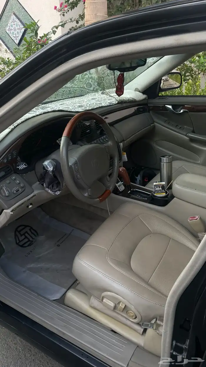 كاديلاك ديفيل DTS 3