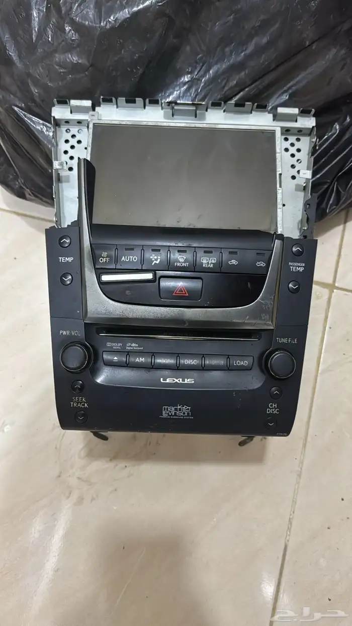 شاشة لكزس وكاله جي اس 300 موديل 2011 0