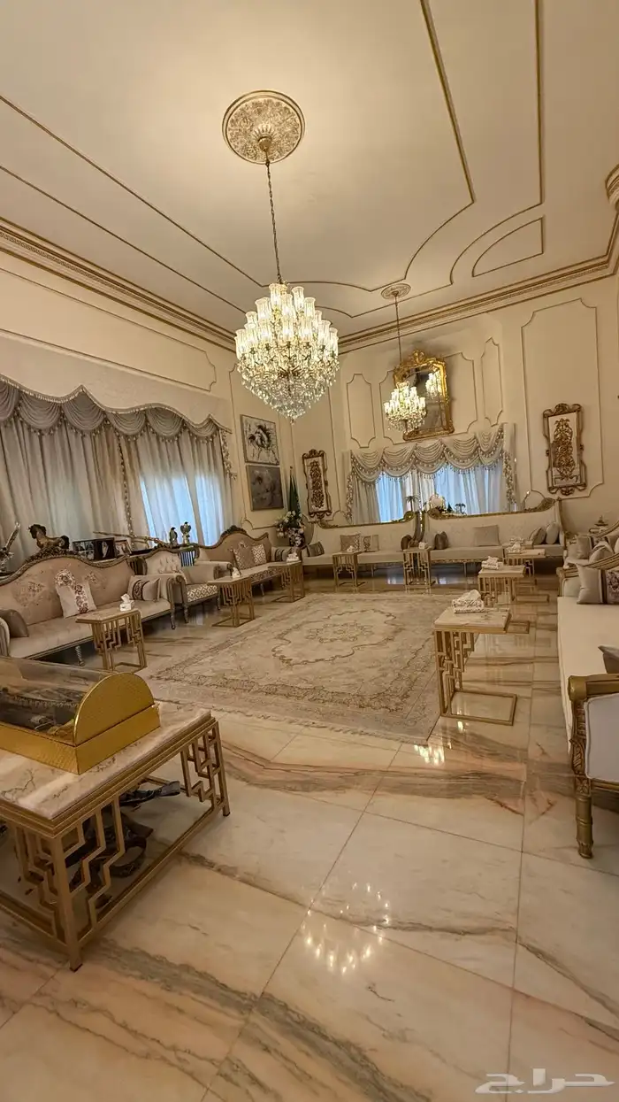 قصر للبيع 34