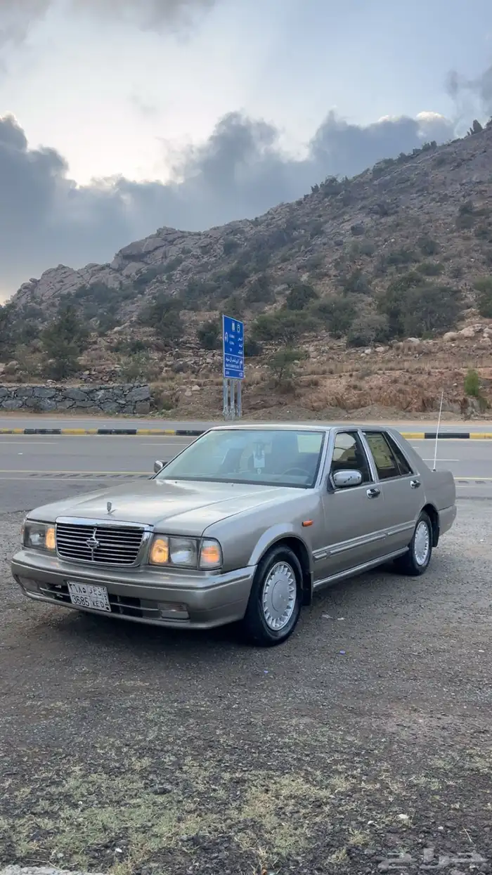 للبيع سيدريك 99 0