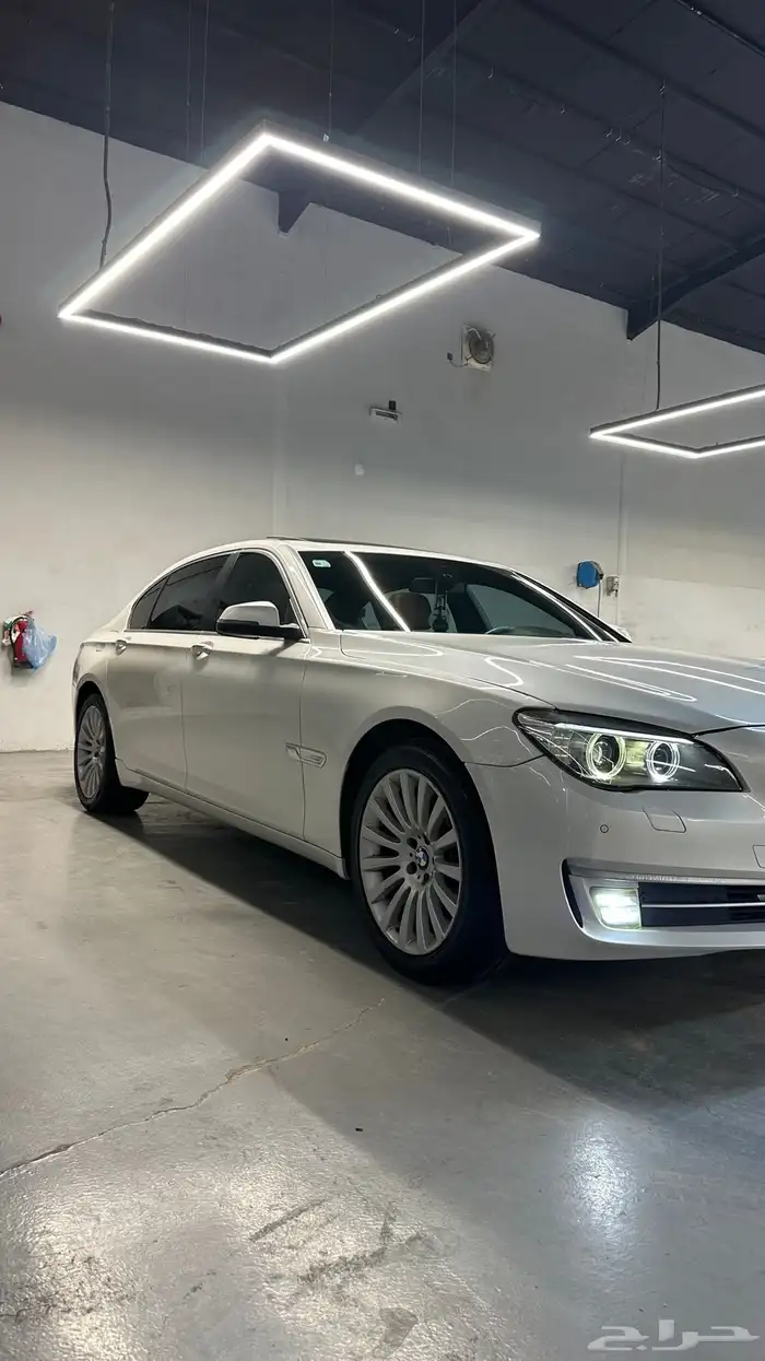 بي ام الفئة السابعة 2014 5