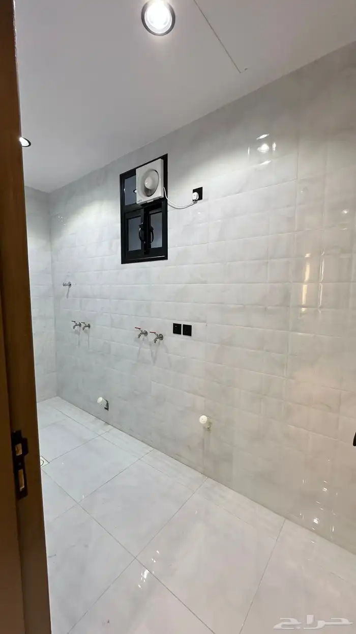 شقق وارواف للبيع خميس مشيط حي الطلح 40