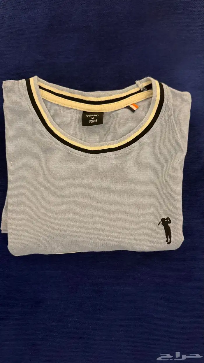 تيشيرت سماوي مستعمل مقاس M 2