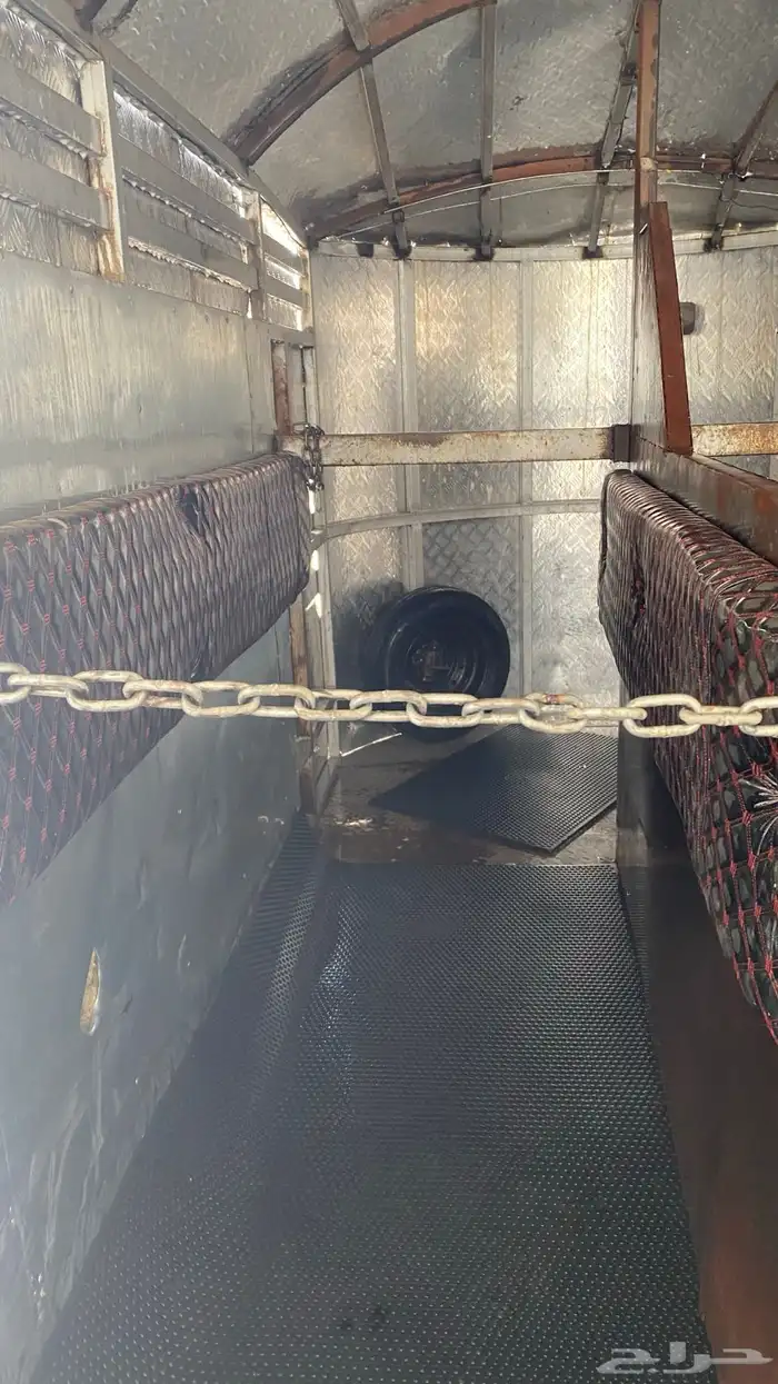 عربه لنقل الخيل 2