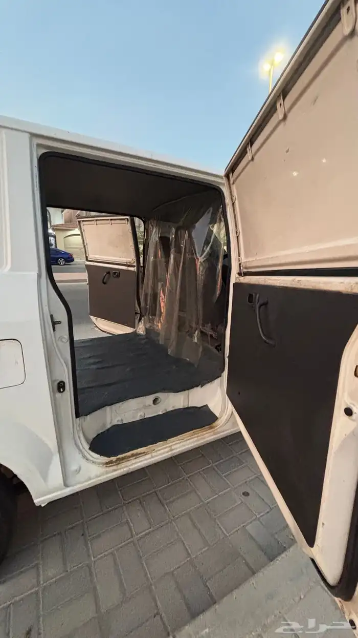 سزوكي فان APV 2009 7