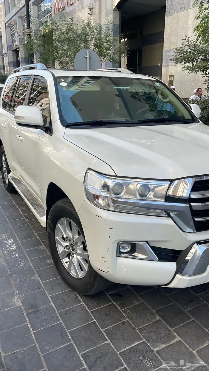 سيار جيب لاند كروزر GXRموديل 2019 2