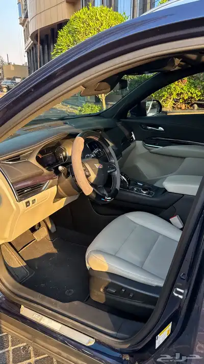 كاديلاك xt4 الجميح 2022 index
