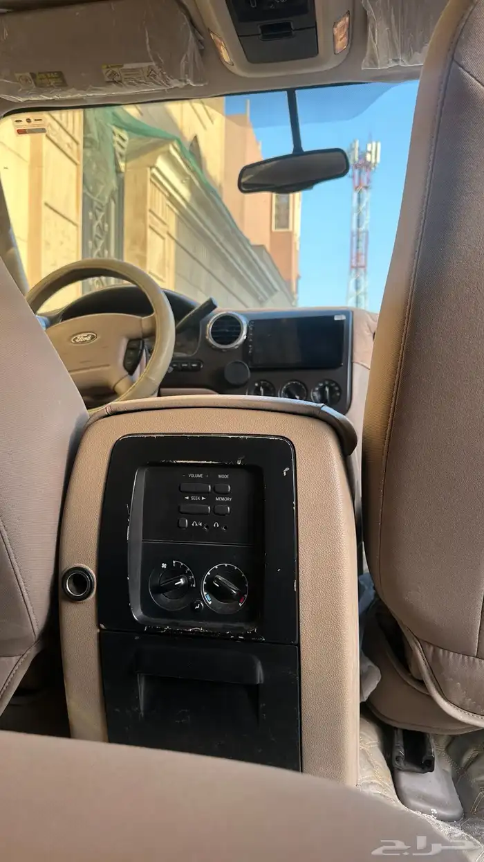 فورد اكسبيدشن 2004 9