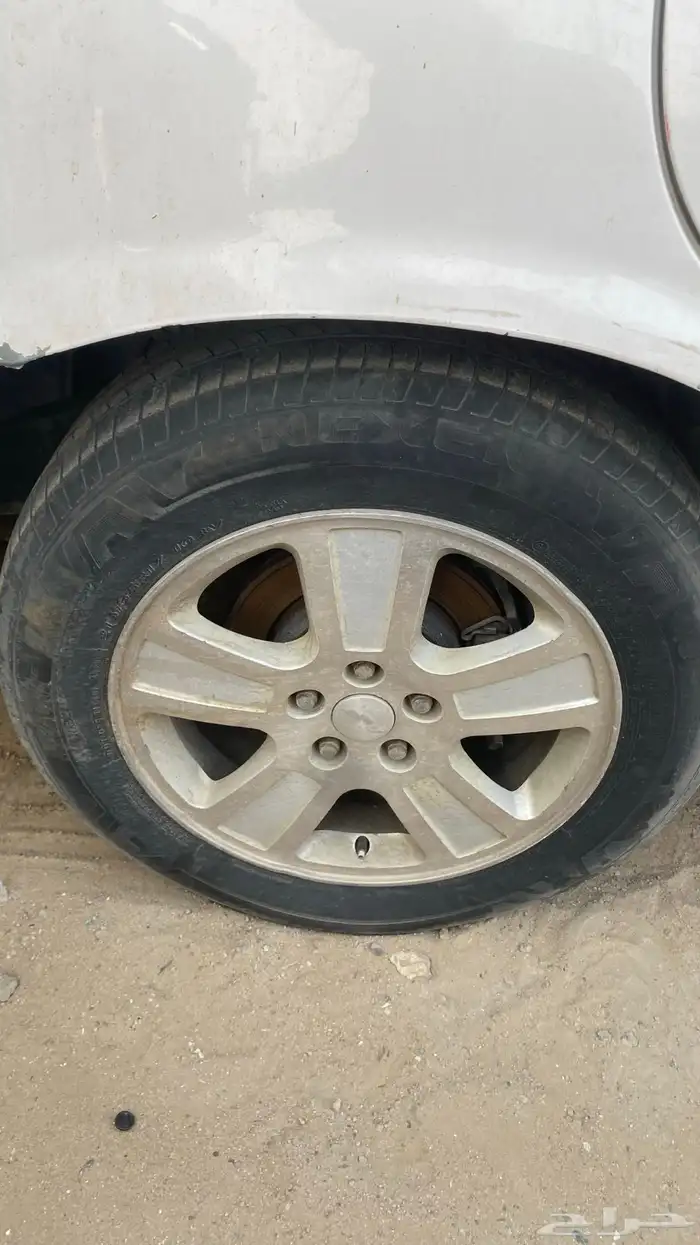 يوجد لدي قطع فورد فكتوريا 63