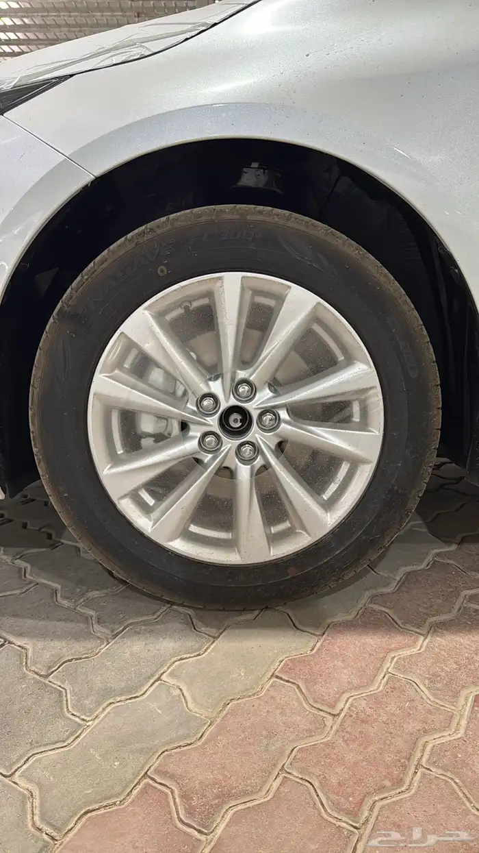 تويوتا كورلا XLI المطور جنوط بنزين 2025 4