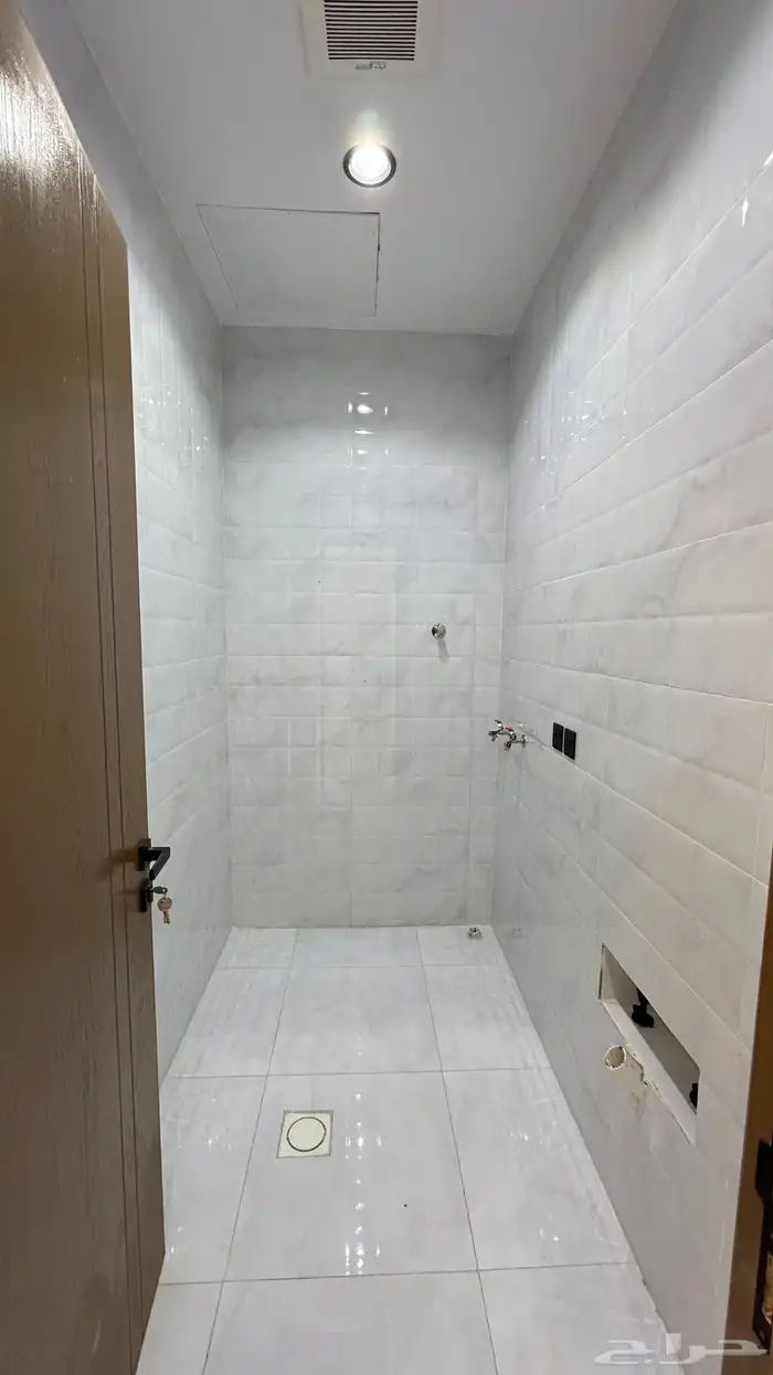 شقق وارواف للبيع خميس مشيط حي الطلح 8