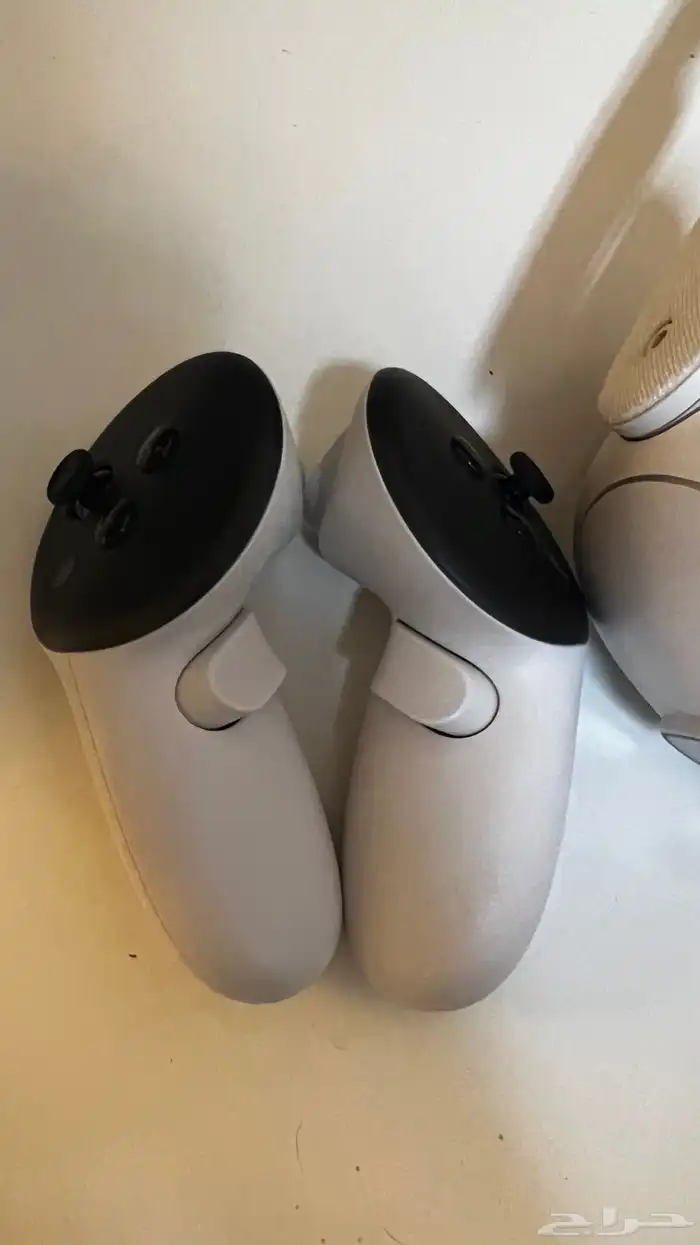 نظاره واقع افتراضي VR ميتا كويست 1