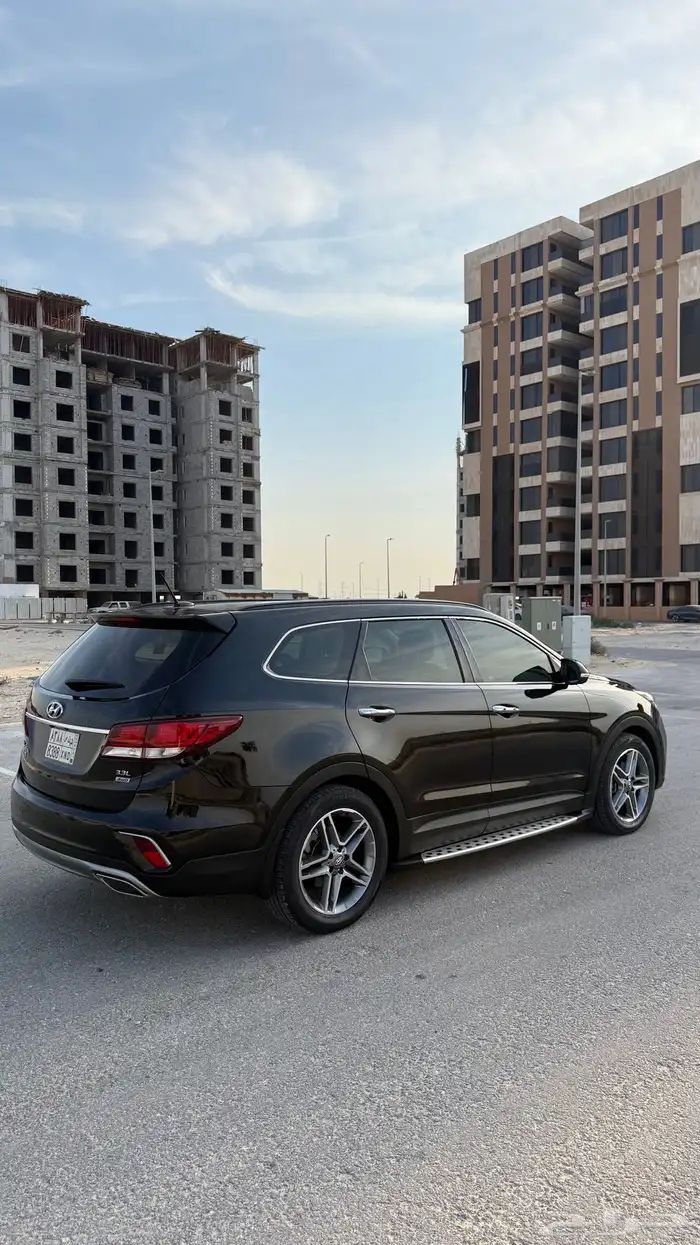 للبيع قراند سنتافي 2019 فل كامل دبل 0