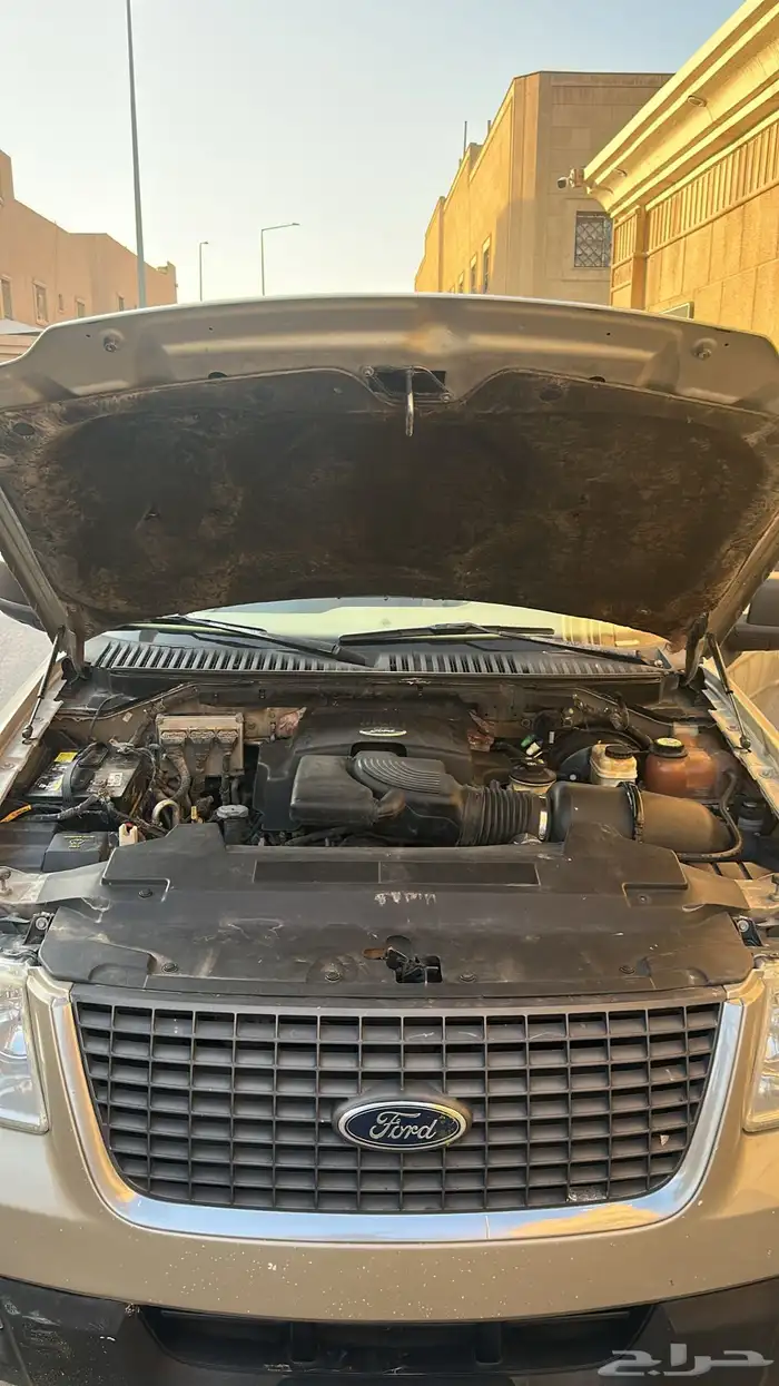 فورد اكسبيدشن 2004 10