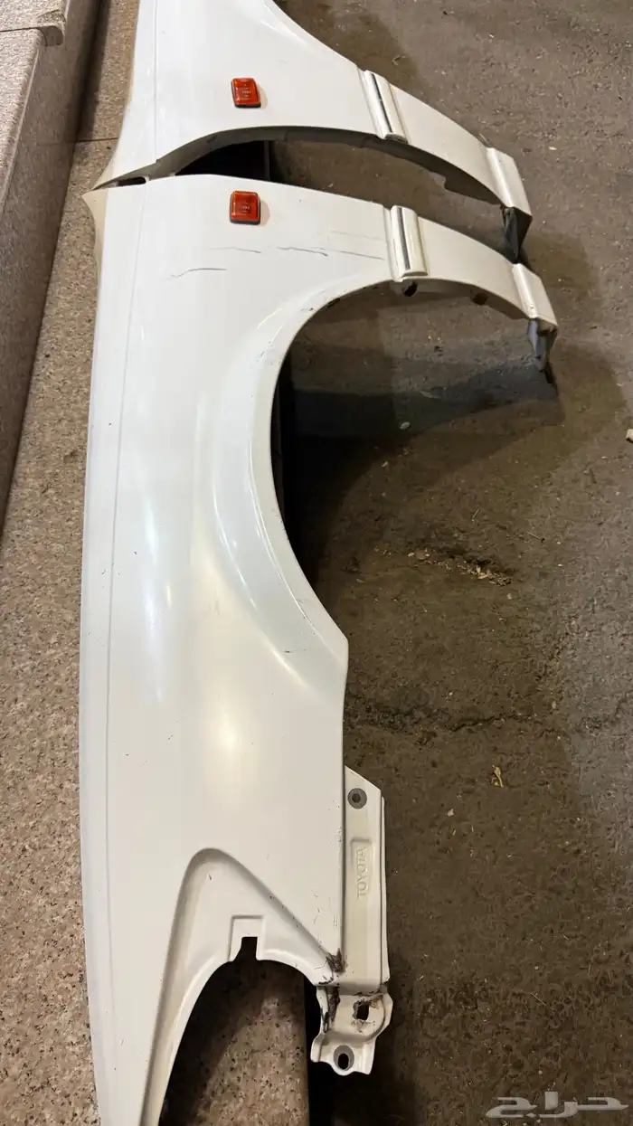 رفارف كامري 2002 ابيض بلد 2