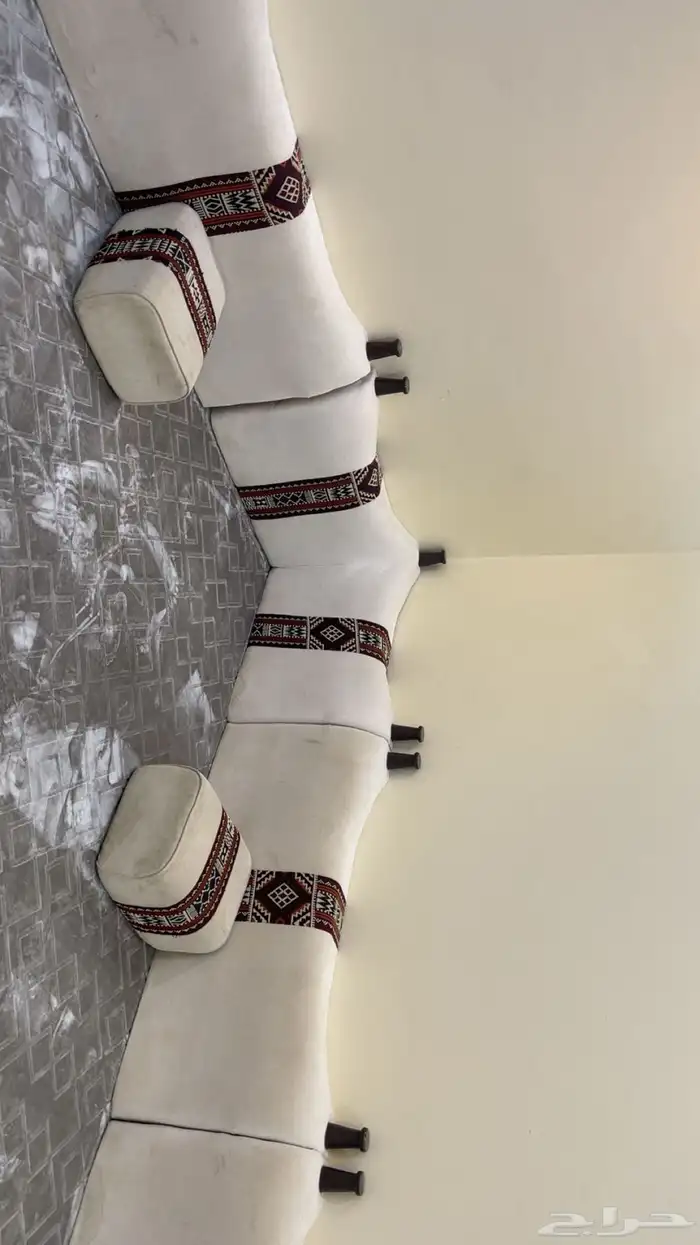 للبيع مساند و 7 مراكي 1