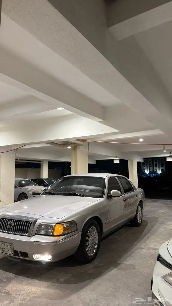 جراند ماركيز 2011 امريكي 2