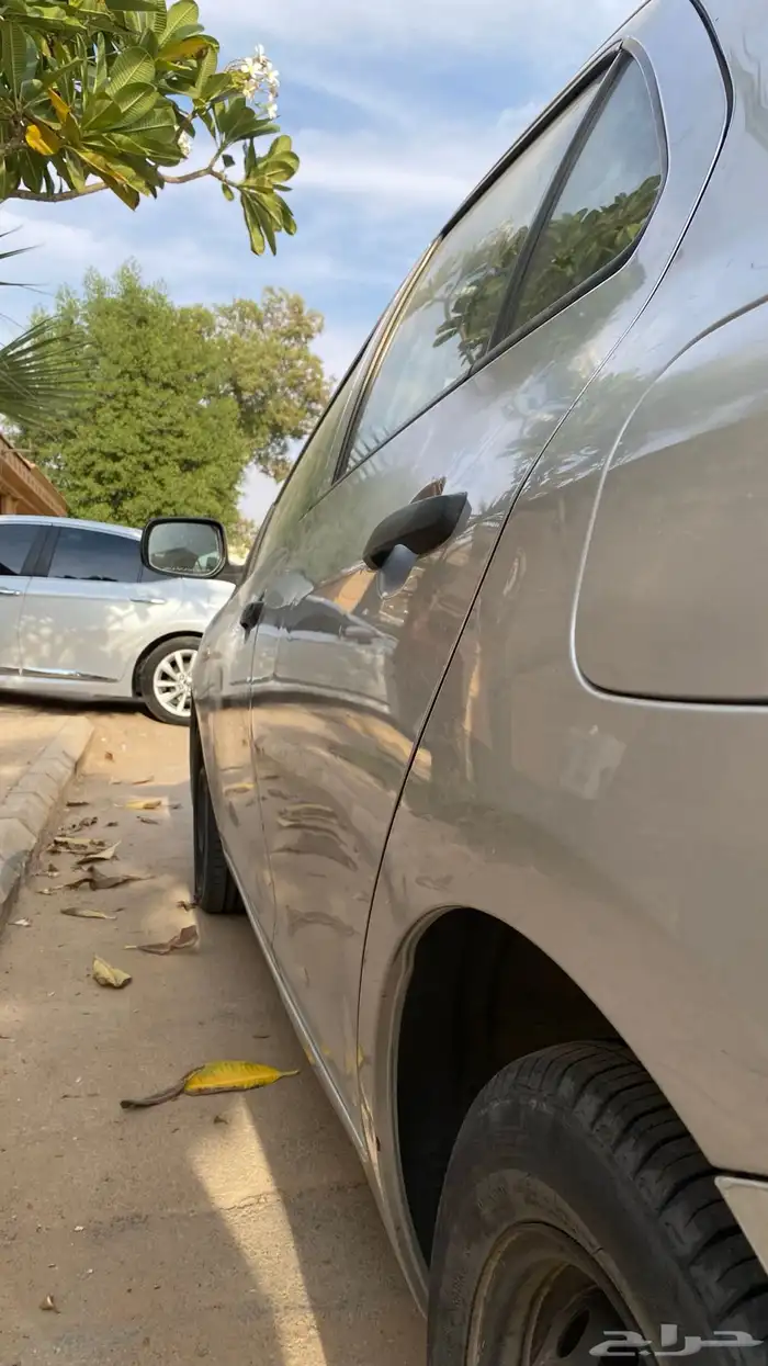 للبيع يارس 2013 4